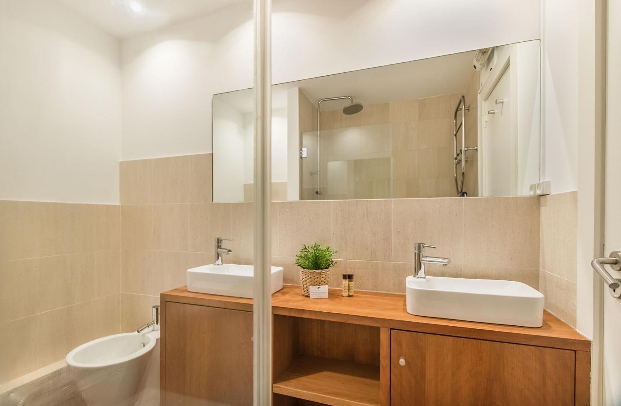 347 Acácias Flat Apartment Lissabon
